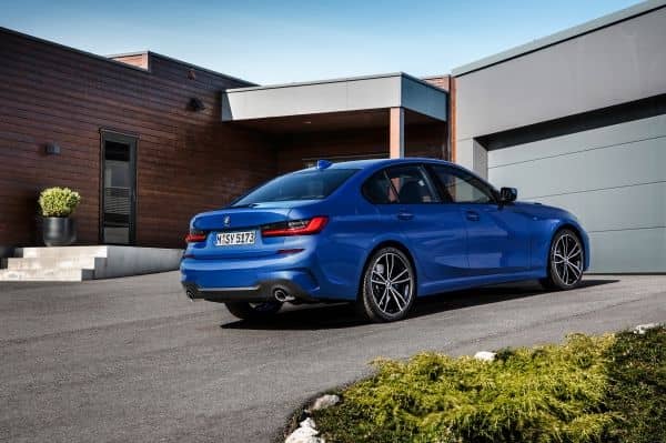 BMW 3 Series (2019) rear view | The Car Expert BMW 3 Series (2019) rear view | The Car Expert