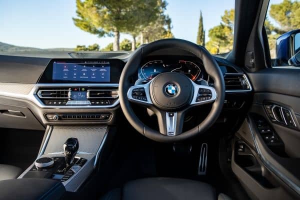 BMW 3 Series (2019) dashboard | The Car Expert BMW 3 Series (2019) dashboard | The Car Expert