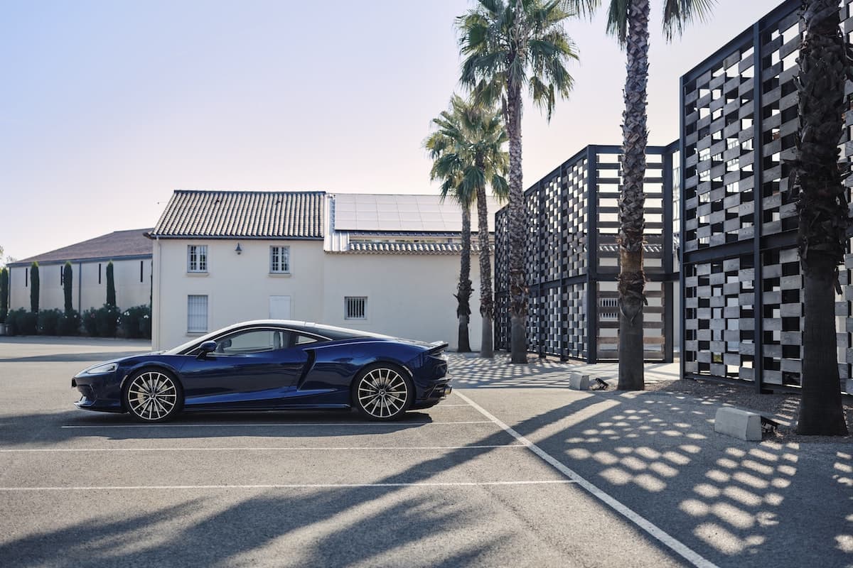 McLaren GT review 2019 | The Car Expert