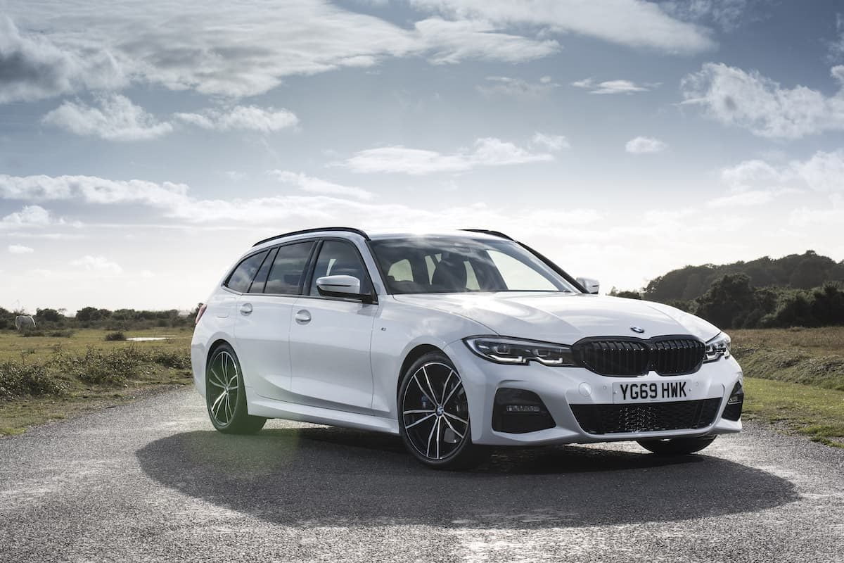 P90369671_highRes_bmw-3-series-touring