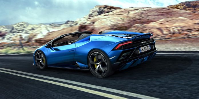 Lamborghini reveals rear-wheel drive Huracán Evo Spyder