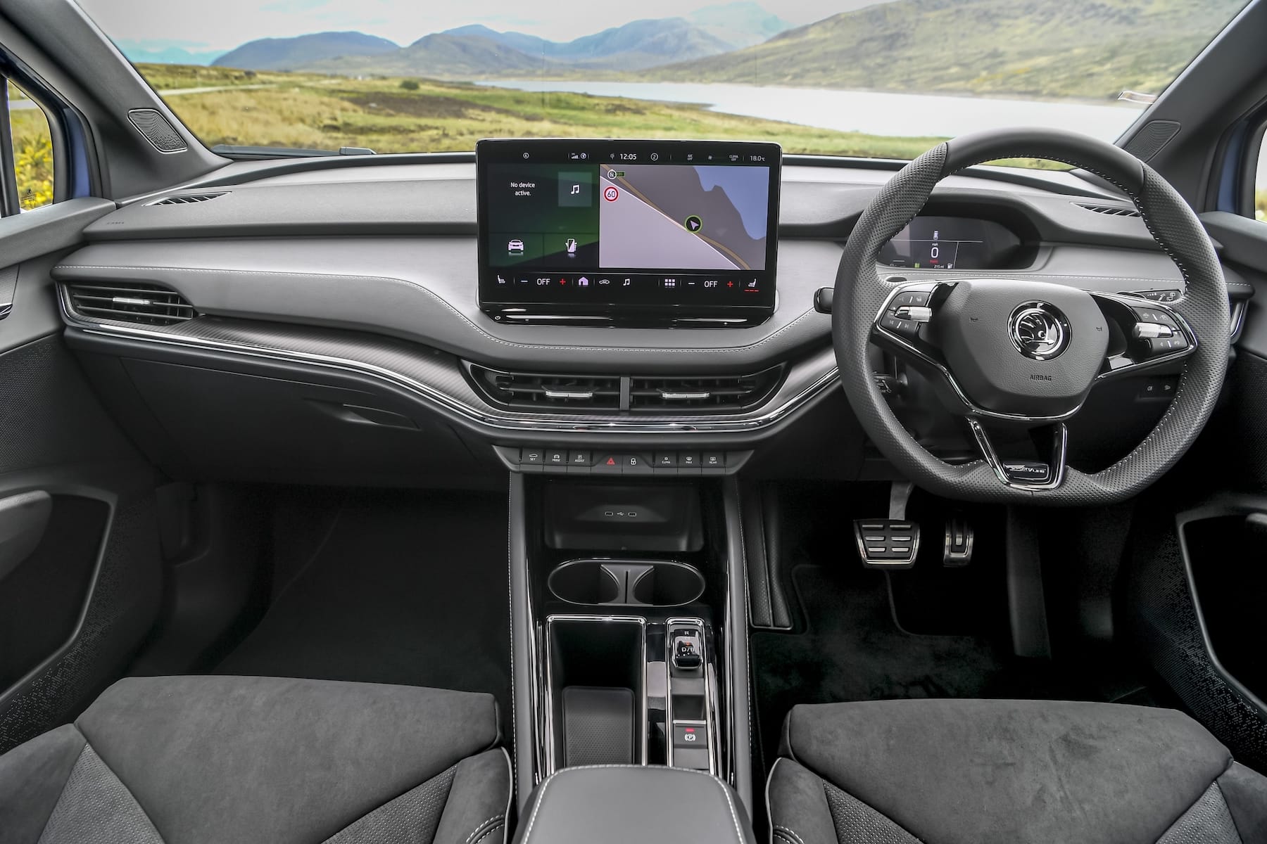 Skoda Enyaq iV SportLine (2021 onwards) – interior and dashboard